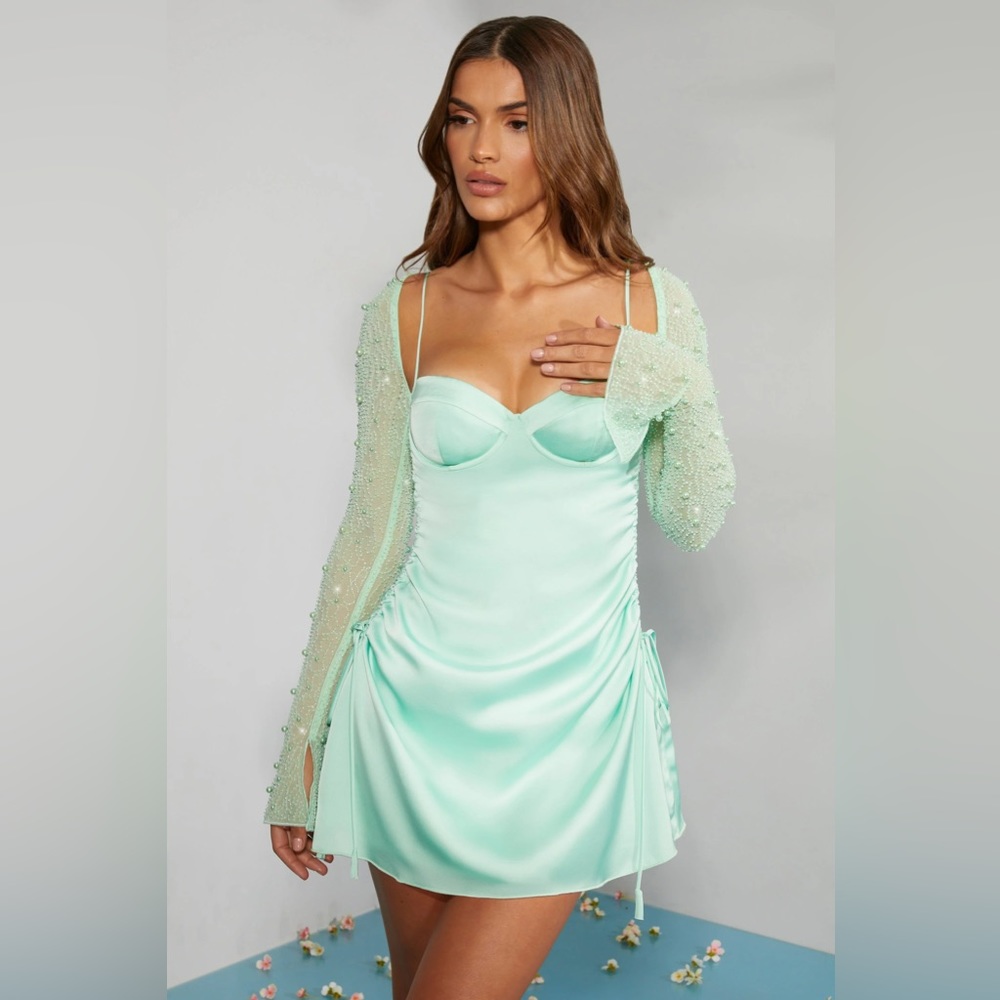 Oh Polly Geneva Dress - Picture 4 of 11
